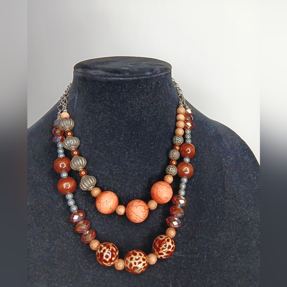Elegant Multi-Color Beaded Necklace
